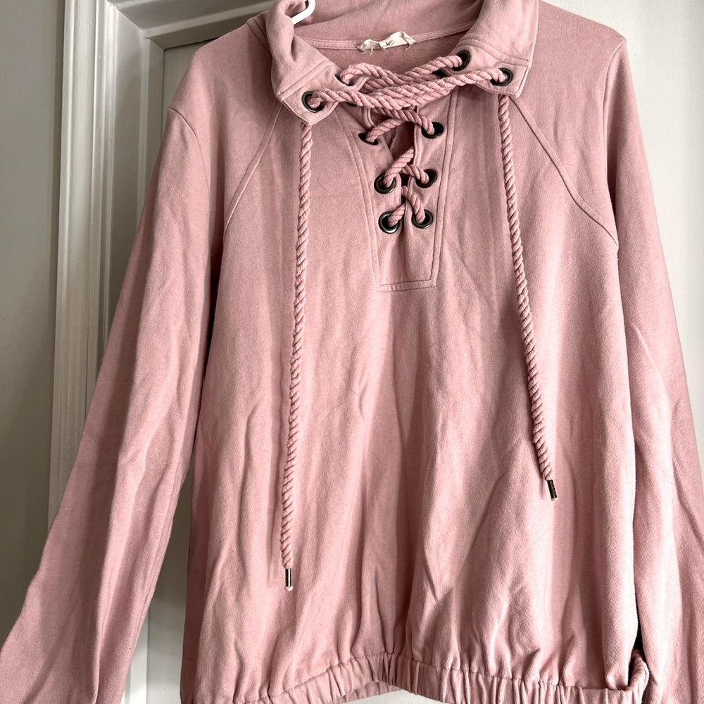 Mauve pull over with cute tied up front